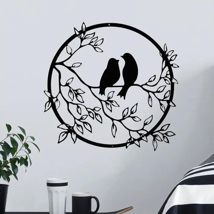 Silhouette d'Oiseaux sur Branche