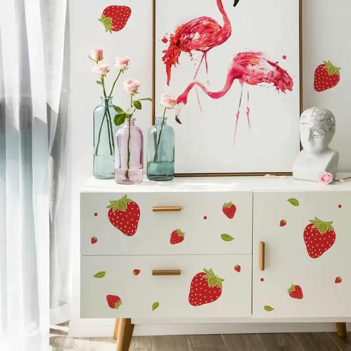 Les autocollants muraux transparents en forme de fraises sont amovibles et mignons