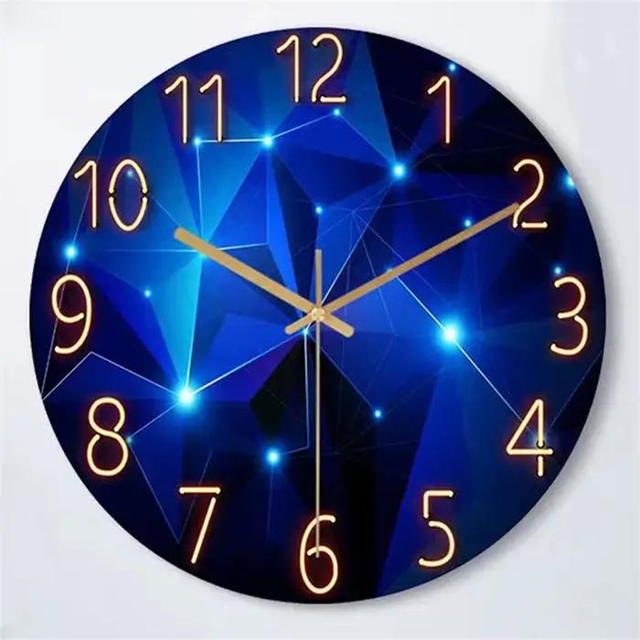 Horloge murale en verre au design moderne