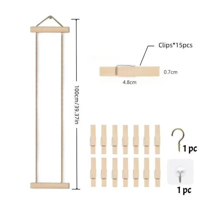 Photos en bois suspendues au mur avec pinces à corde