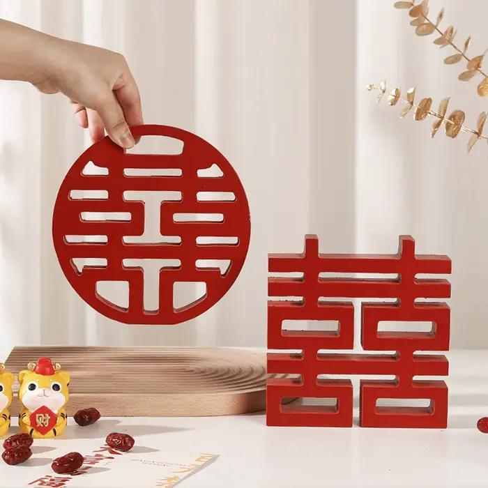 Tradition chinoise rouge heureux