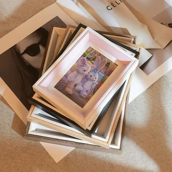 Cadre photo rectangulaire en bois débloqué