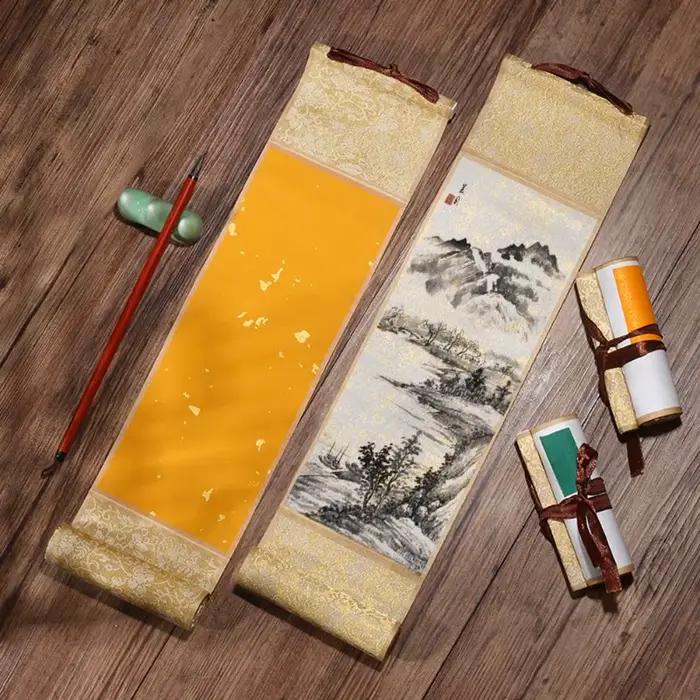 Défilement de peinture de calligraphie chinoise vierge