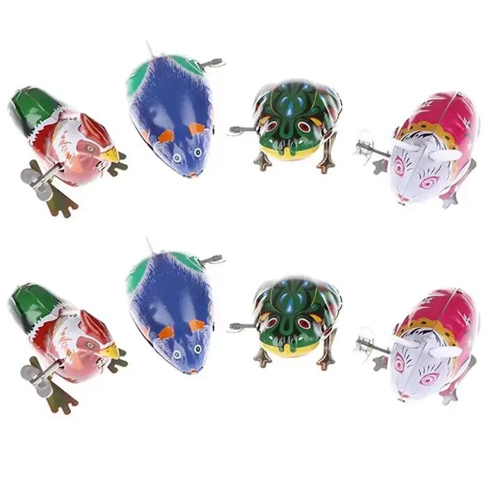 Métal liquidation horloge fer grenouille lapin coq jouets de fête accessoires de loisirs dessin animé mignon Design Festival rassemblement cadeaux pour les invités TMZ