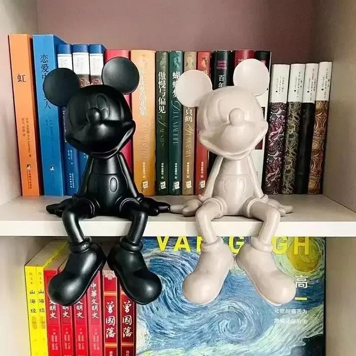 Sculpture de Mickey assis moderne minimaliste de 28 cm