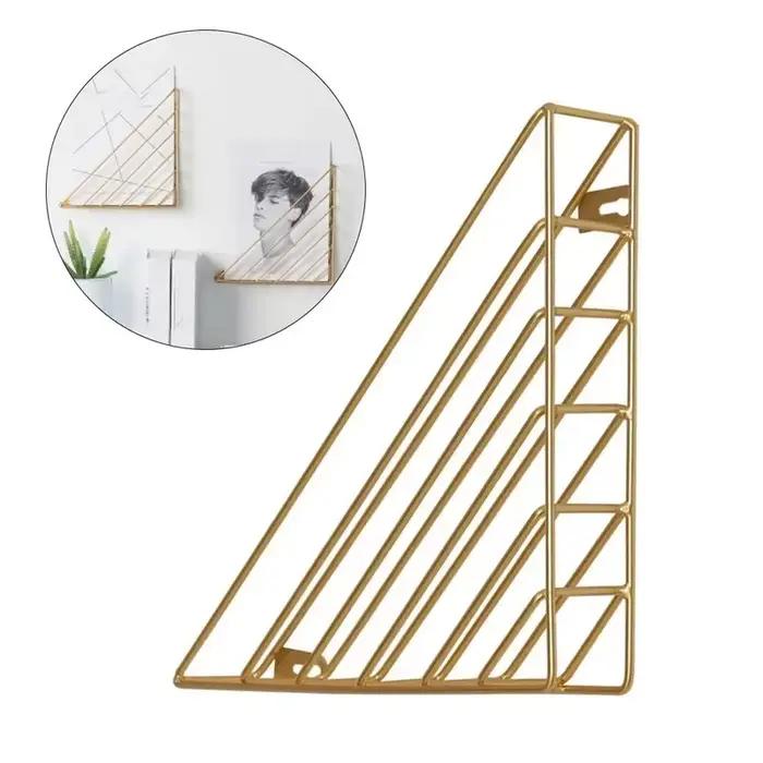 Étagère murale triangulaire en métal