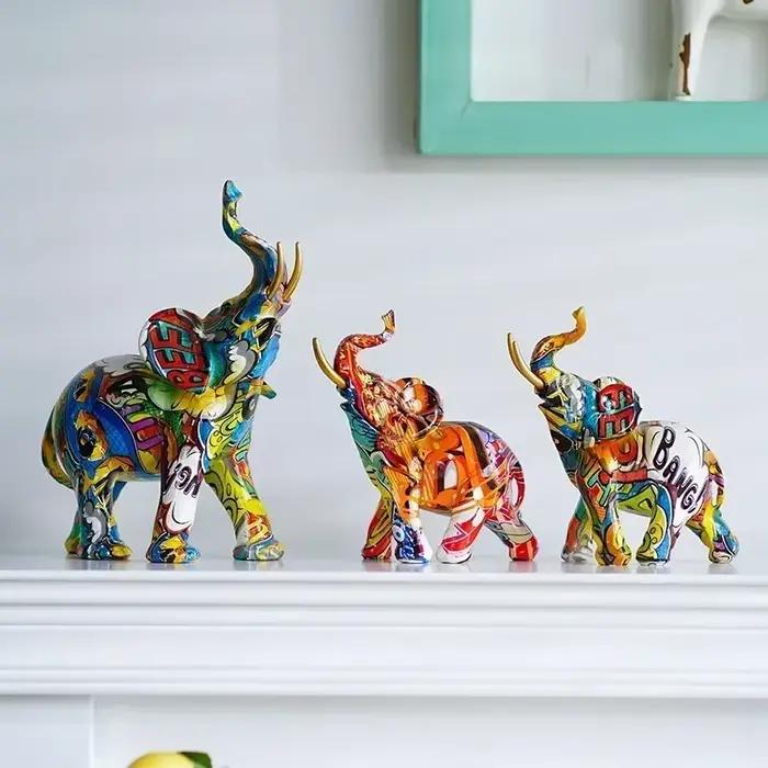 Statue d'éléphant de peinture nordique