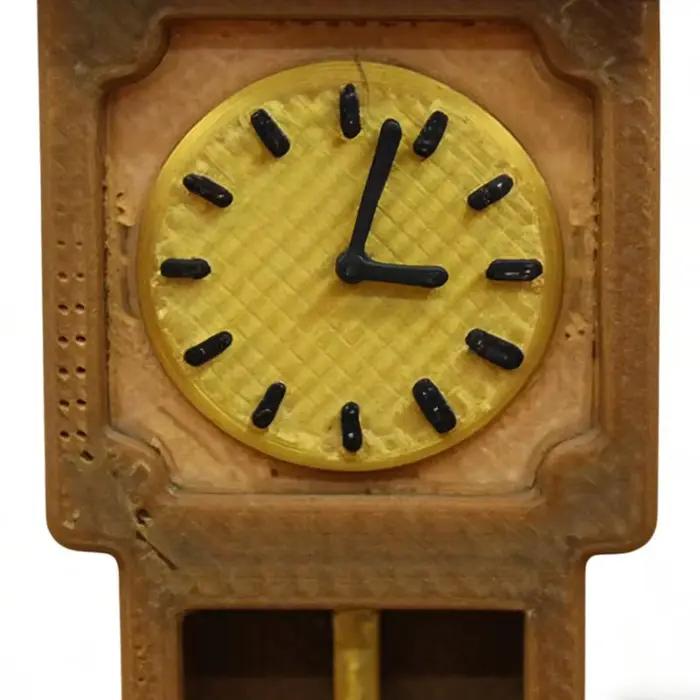 Horloge miniature vintage pour maison de poupée