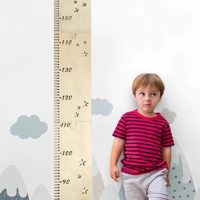 Règle de tableau de croissance nordique en bois pour enfants