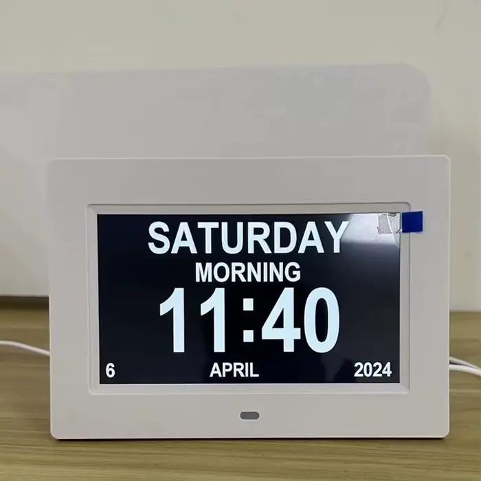 Réveil numérique à calendrier de 7 pouces