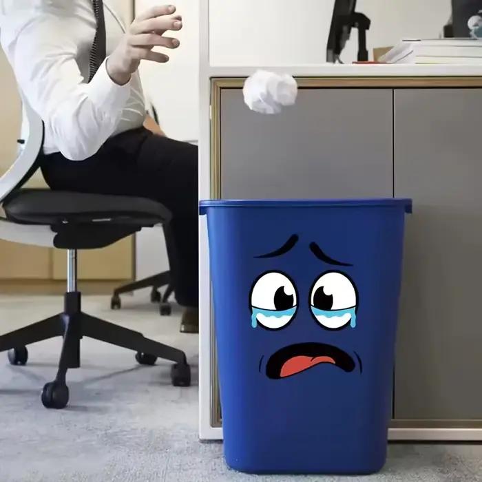 4 autocollants de visage drôles pour couvrir les points de paroi laides! Amovible et autocollant pour poubelles