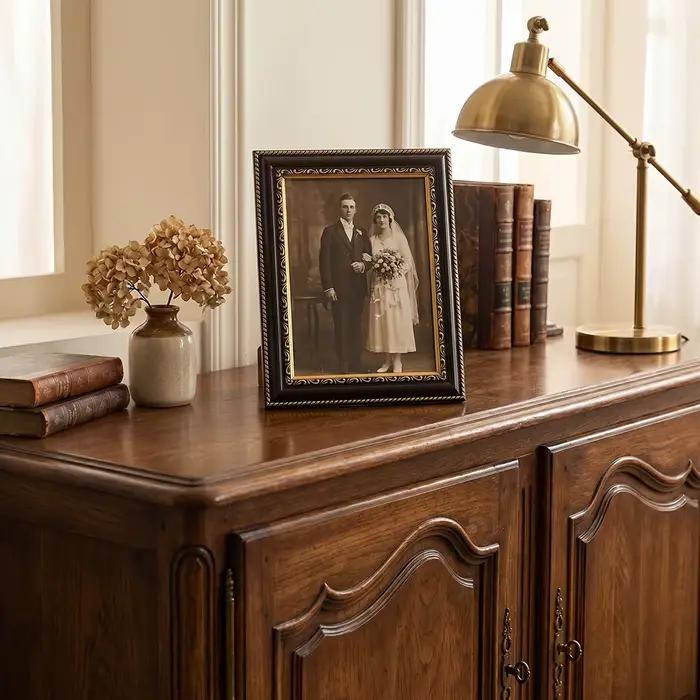 Lot de 2 cadres photo vintage brun foncé et or ornés, style baroque antique, pour mur, galerie ou présentation sur table
