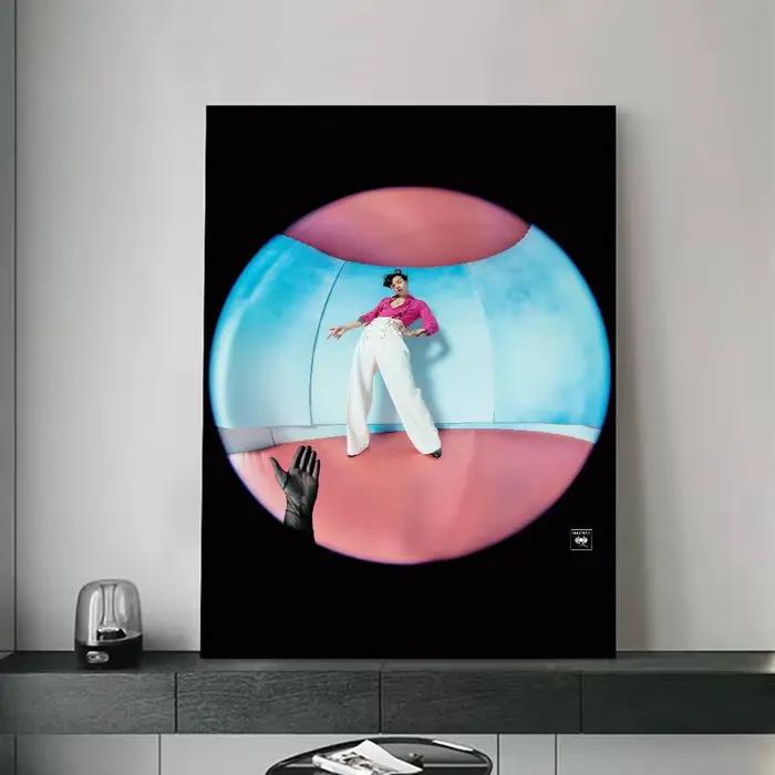 Affiche H-Harrys Singer Styles pour la décoration moderne dans les bureaux à domicile, les chambres à coucher, les salons, les cuisines et les salles de bain.