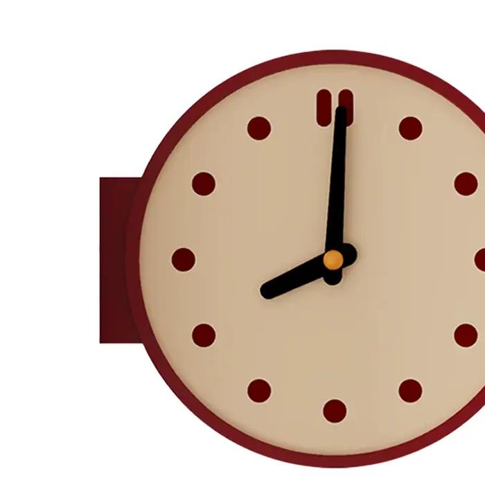 Horloge murale d'angle