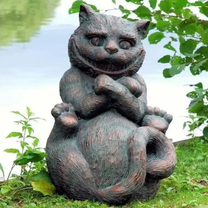 Statue des aventures d'Alice au pays des merveilles – Ornement artisanal en résine pour jardin, cour et décoration de la maison