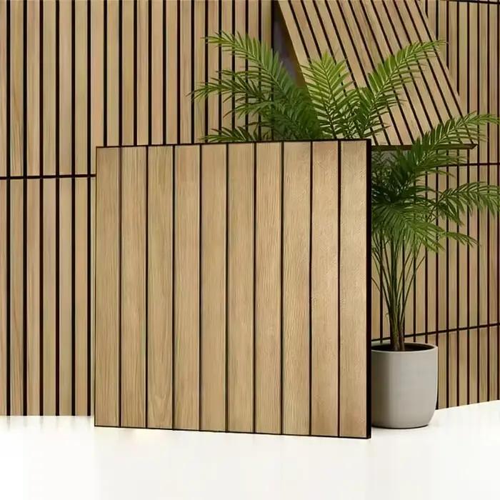 Lot de 10 panneaux muraux en lattes de bois 30x30cm