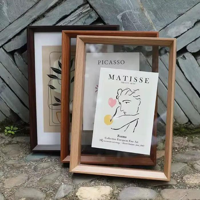 Cadre photo mural flottant en bois massif