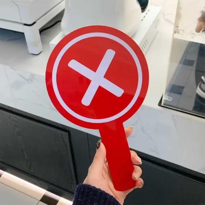 Panneau interactif signe du bon du mauvais