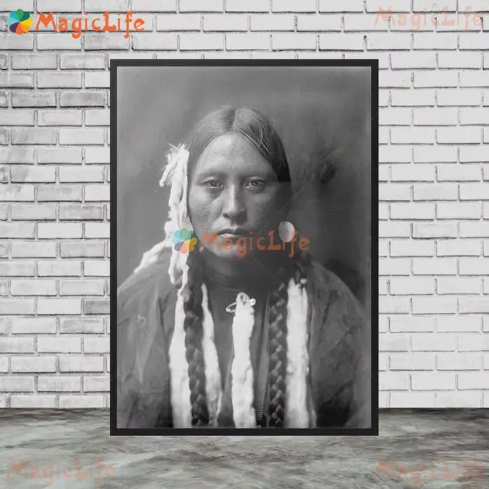 Portrait de fille indienne femme leader de la tribu