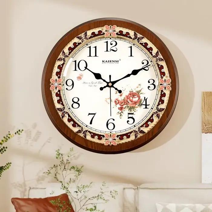 Horloge murale rétro en bois massif