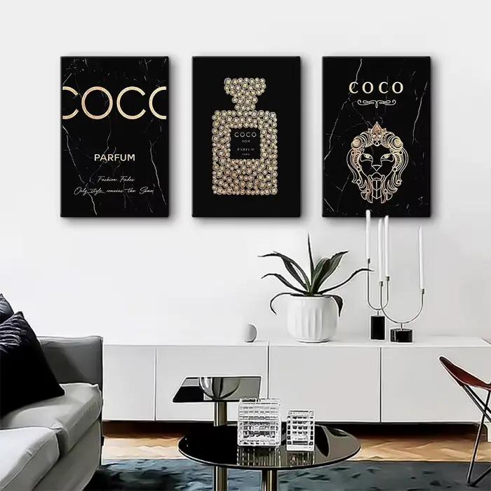 Affiches et impressions de bouteille de parfum COCO noir et or