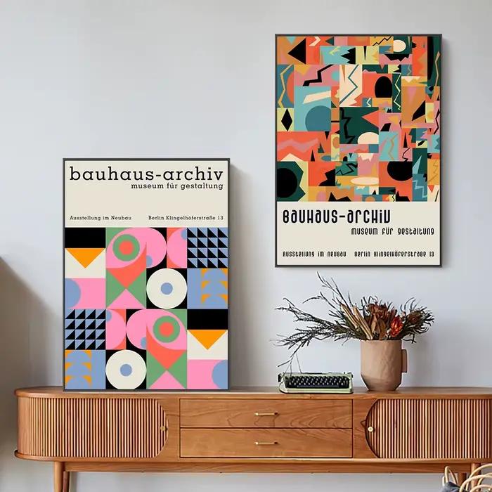 Affiches géométriques colorées d'exposition Bauhaus