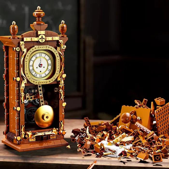 Blocs de construction d'horloge à pendule mécanique rétro oscillant