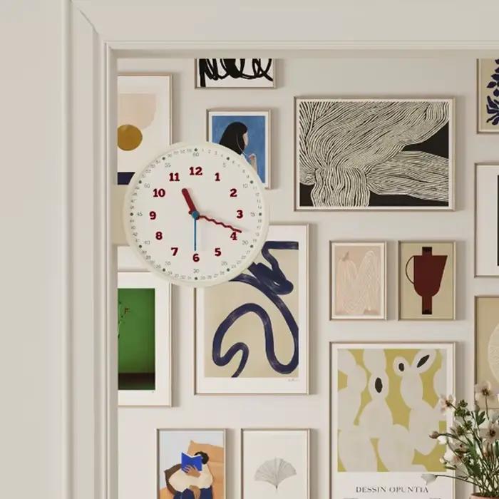 Horloge murale moderne pour couloir et salon