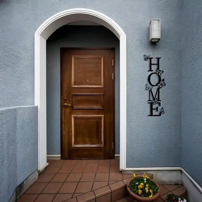 Décoration murale verticale en métal avec accent papillon – Art moderne résistant à la décoloration pour chambre à coucher et salle de bain