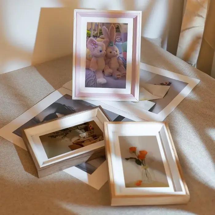 Cadre photo rectangulaire en bois débloqué