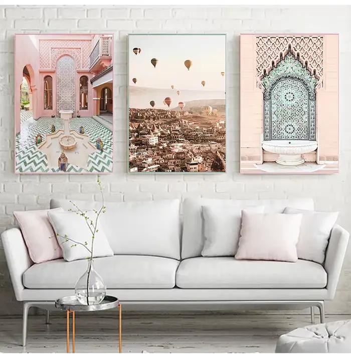 Affiche de fleur de style rose avec feuilles vertes