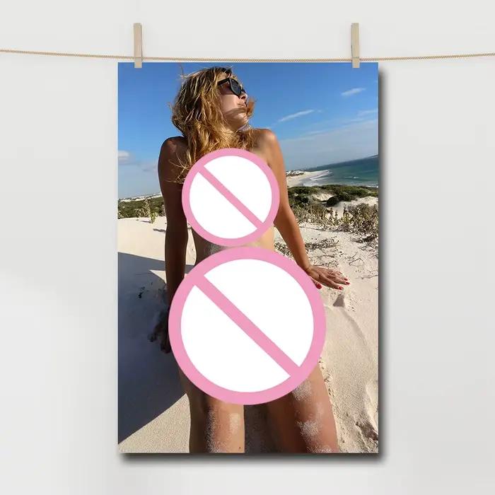 Peinture sur toile d'une belle femme prenant le bain au soleil, affiche et impression d'art, accessoires de décoration de chambre