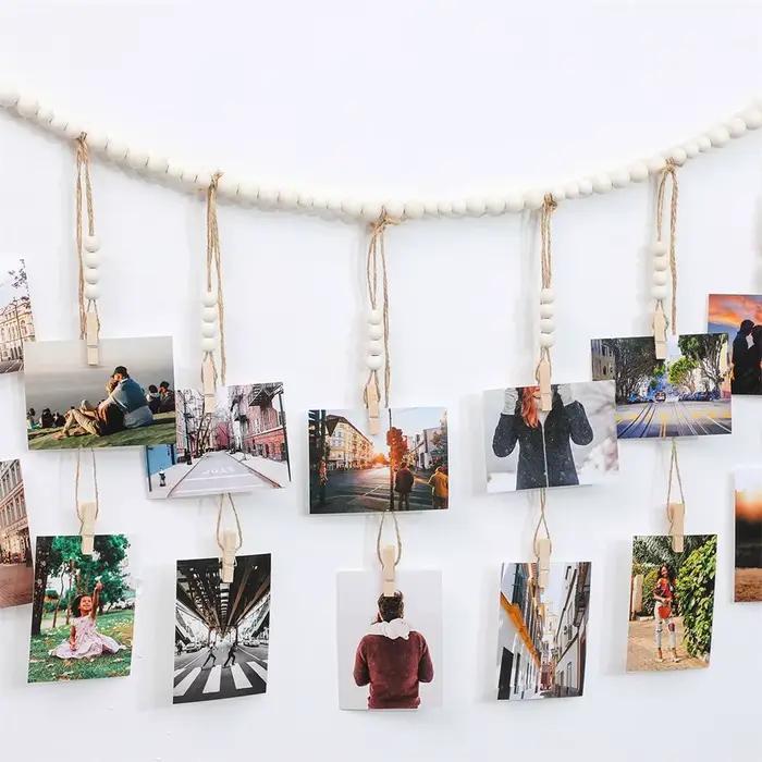 Chaîne murale porte-photos en bois avec clips à pompons et perles pour décoration