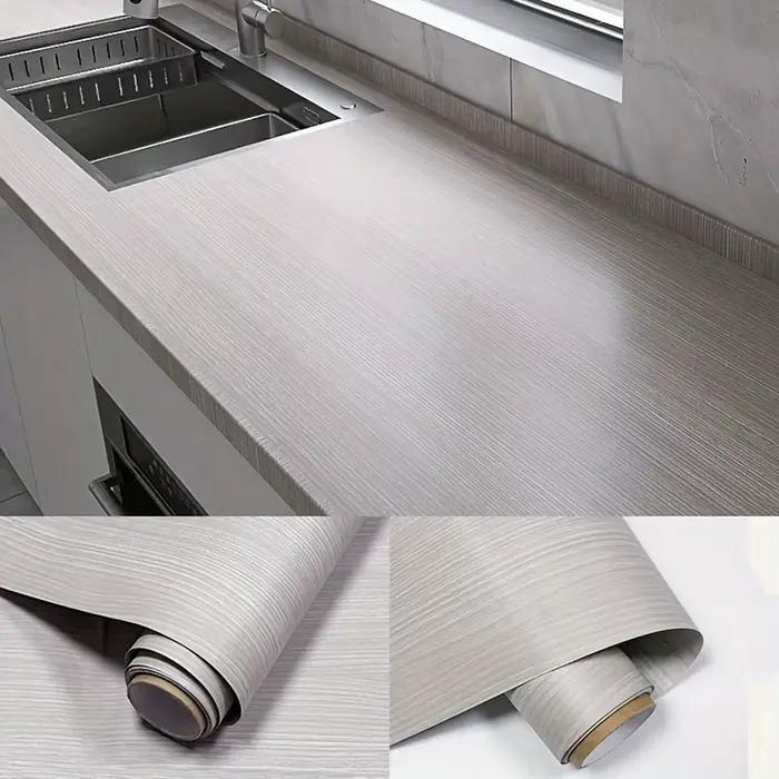 Papier peint à grain de bois à décoller et à coller – Film auto-adhésif imperméable et résistant à l'huile pour cuisine, salle de bains, rénovation de meubles
