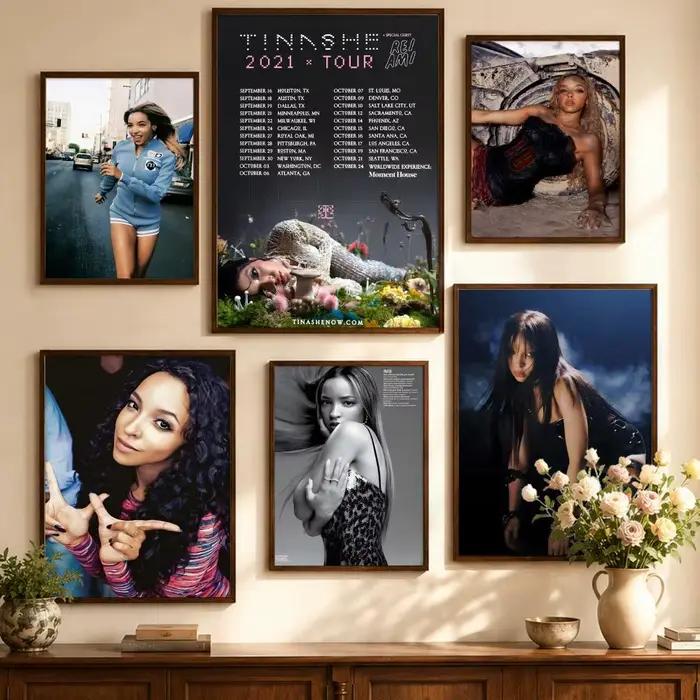 Affiche autocollante Singer T-Tinashe
