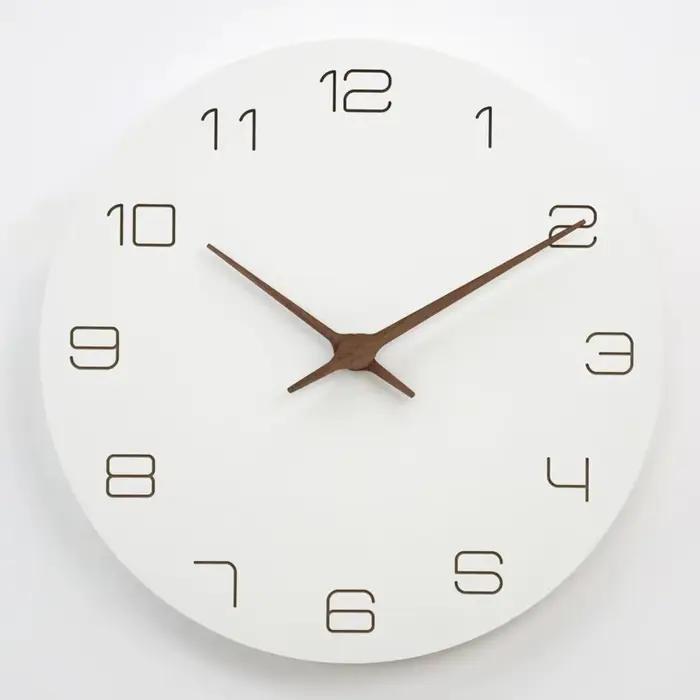 Horloge murale en bois à motif blanc Simple et moderne