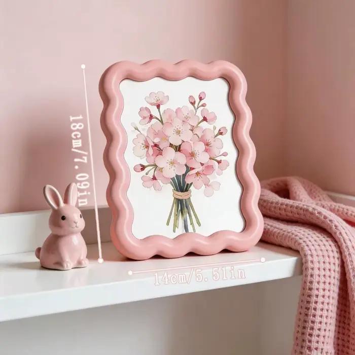 Cadre photo floral à bord ondulé