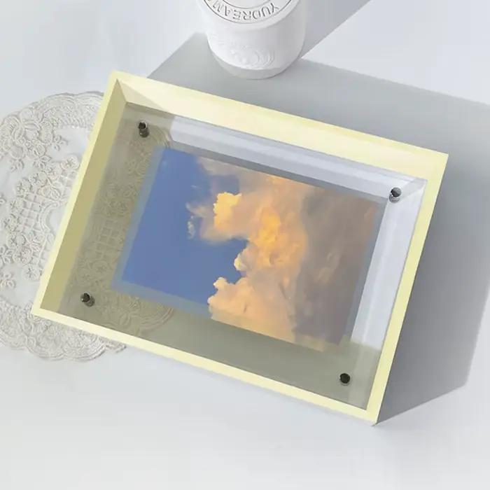 Cadre Photo flottant en acrylique de couleur superbe