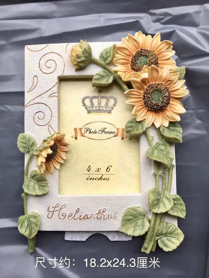 Cadre photo rose en résine de bureau en dentelle gaufrée pour décoration de la maison