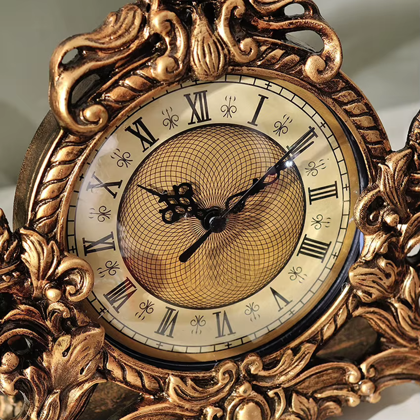 Horloge analogique de bureau et de Table rétro de Style européen, fonctionne à piles avec mécanisme de balayage silencieux, horloge de décoration pour la maison