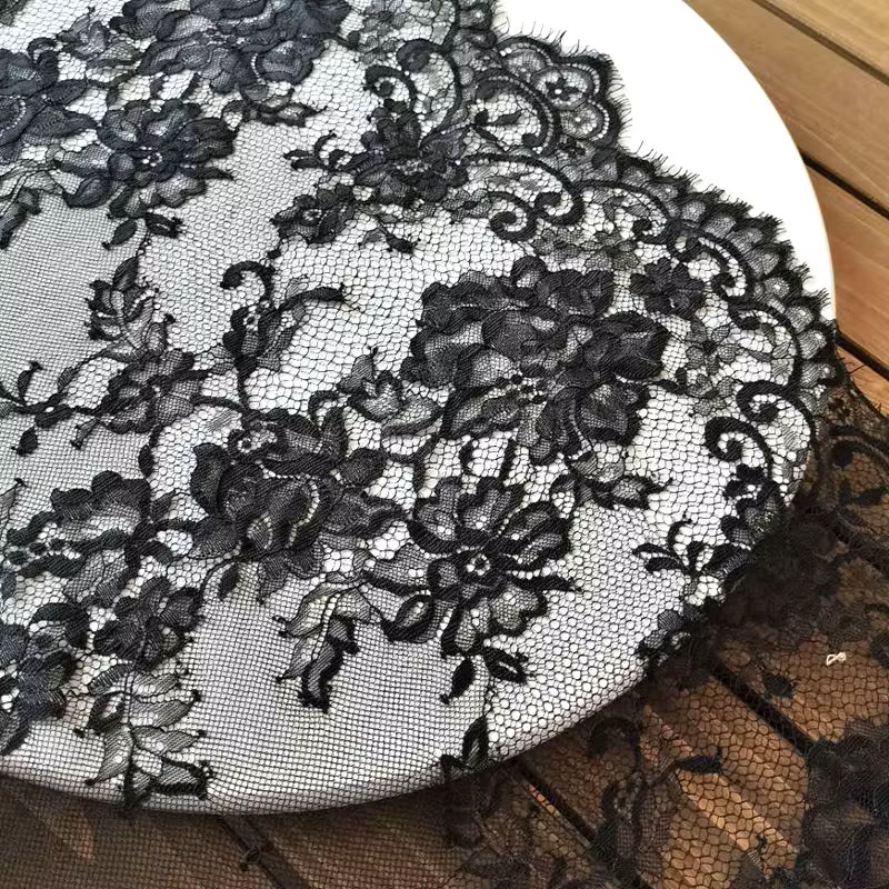 Tissu français en dentelle Chantilly, 150x300cm par pièce, cils en dentelle, blanc cassé, pour robe de dame, nouveau prix d'usine, 2022