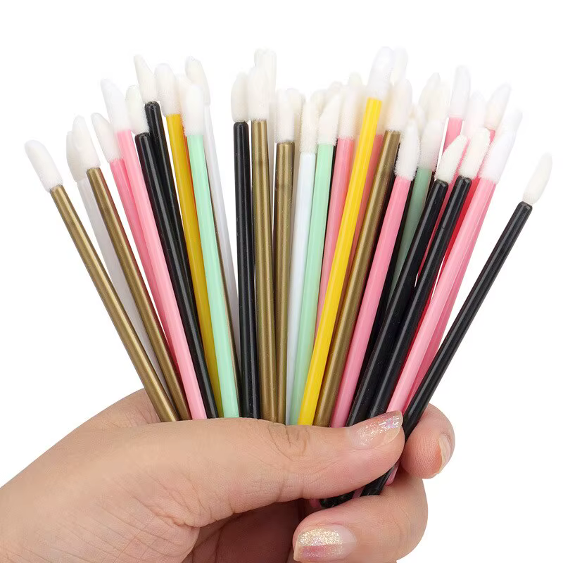 Brosse à lèvres jetable, outils de maquillage, baguettes creuses en Nylon, applicateur de rouge à lèvres, ensemble d'outils cosmétiques, 50 pièces