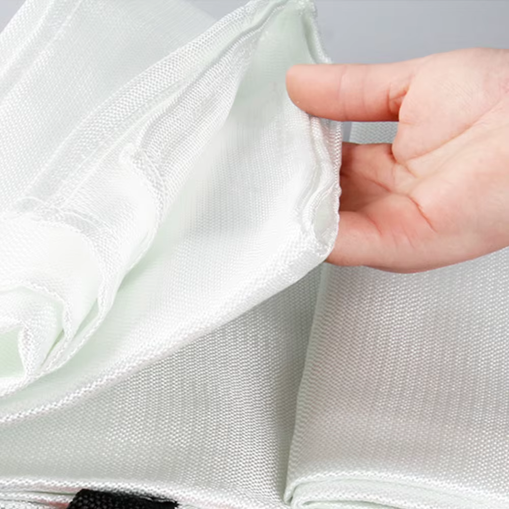 Couverture anti-feu en fibre de verre 1M x 1M, ignifuge, survie d'urgence, abri anti-incendie, couverture de sécurité, extincteur
