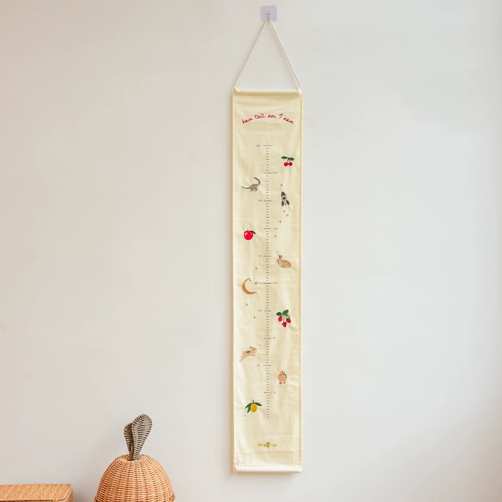 Mesure de la hauteur des enfants, tissu suspendu, illustration créative aviation, photo suspendue, château u