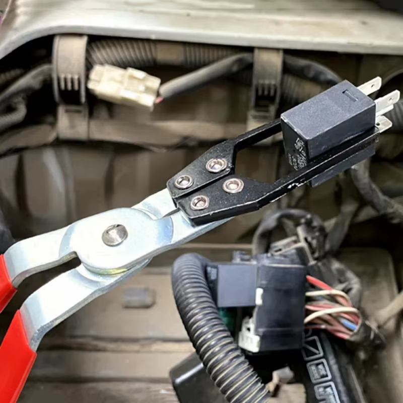 Pince universelle pour le retrait de relais et de fusibles automobiles - Outil manuel pour la réparation et le démontage de véhicules